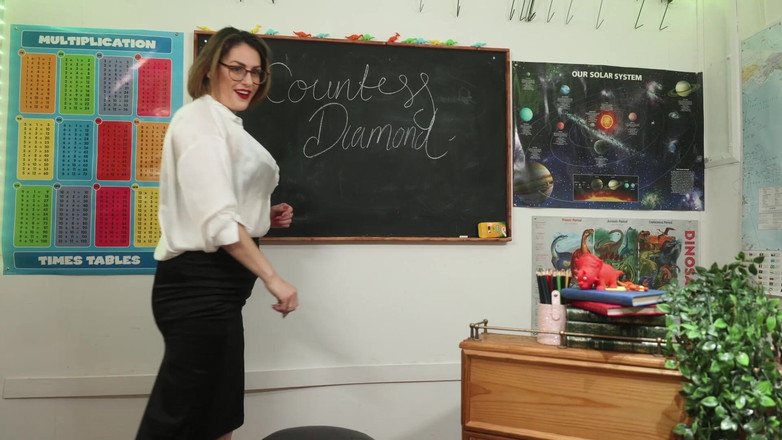 Countess diamond: Femdom sexuální výchova