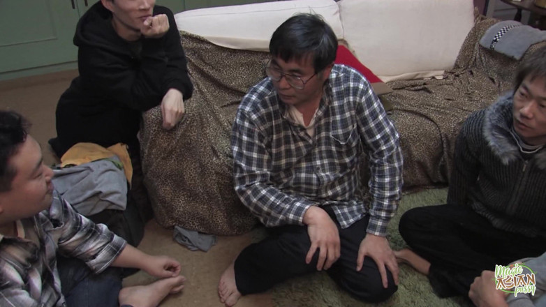 Magic Asian Pussy: These Lovely Guys Were All Over Her Like Jackals and...
