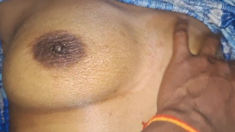 Wifeee: Ibu rumah tangga facking dengan teman kuliah india nakal