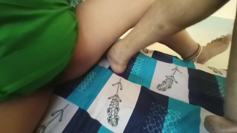 Telugu-fuckers: knullar med styvson Telugu smutsiga samtal.