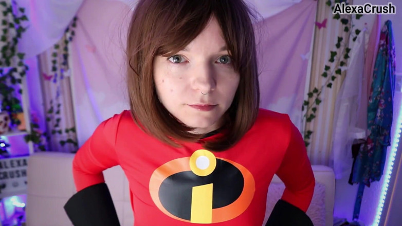 AlexaCrush: Mrs Incredible chupa síndrome - en primer plano - facial y mamada