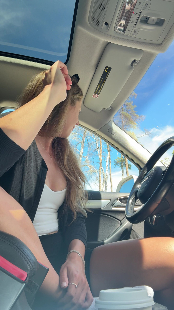 Nadia Foxx: A sexual Storytime While Masturbating