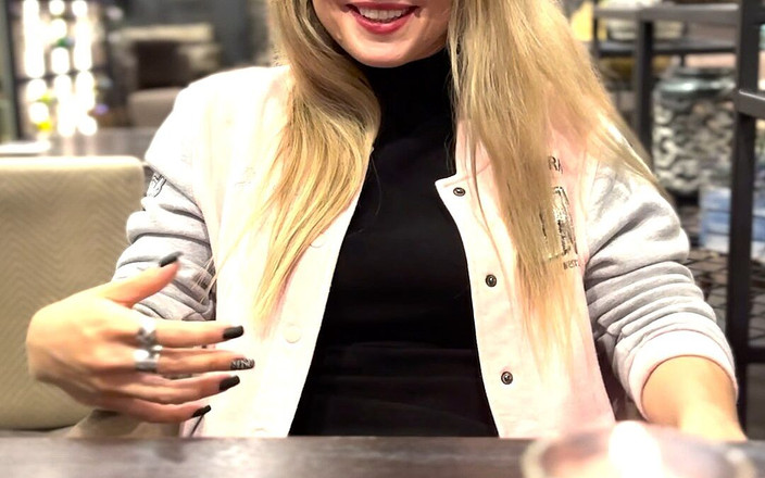 LoveHomePorn: 첫 데이트 산책 - 생 을 따먹는 그녀를 촬영