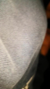 Je suce ma bite dehors