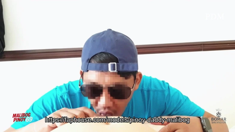 pinoy malibog: Friendly Hangout Turned Sloppy BJ Session