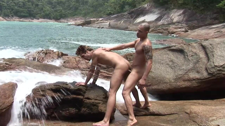 Gay 4 Pleasure: 일광욕을 즐기는 게이 섹스