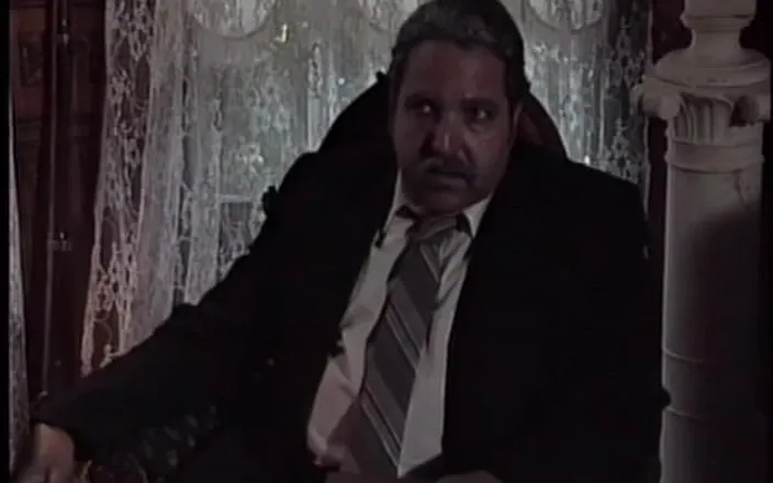 Old Good Porn: Younger StepDaughter of Mafia Boss Alyssa Love Was Able Find...