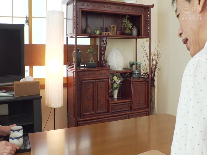 Vulture: Yuria Yoshine - nahé ženy v domácnosti Japonska