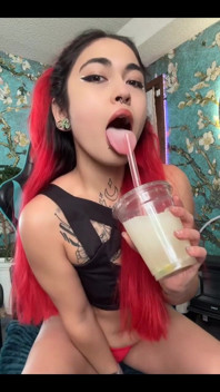 Lemme Suck, Bb