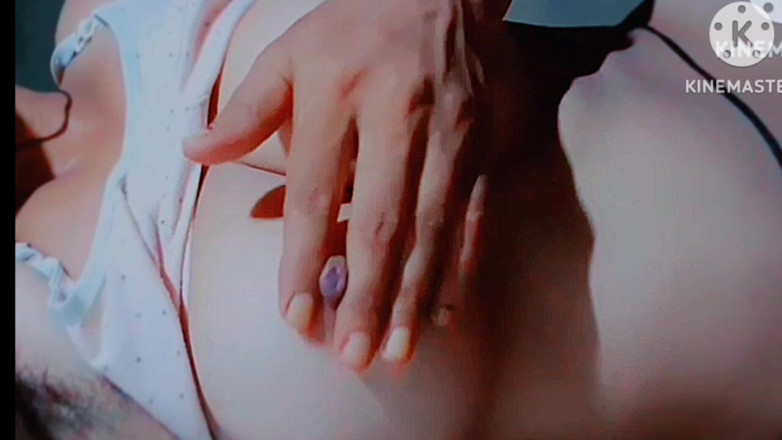 TricolorMusic3: Žhavé sexy klipy masturbují tím, že si vzpomenu na tvého přítele.
