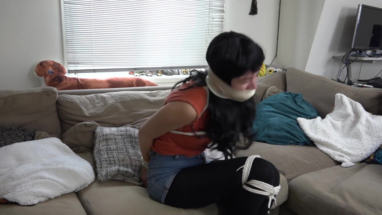 Restricting Ropes: Luna Grey - GND bound and gagged