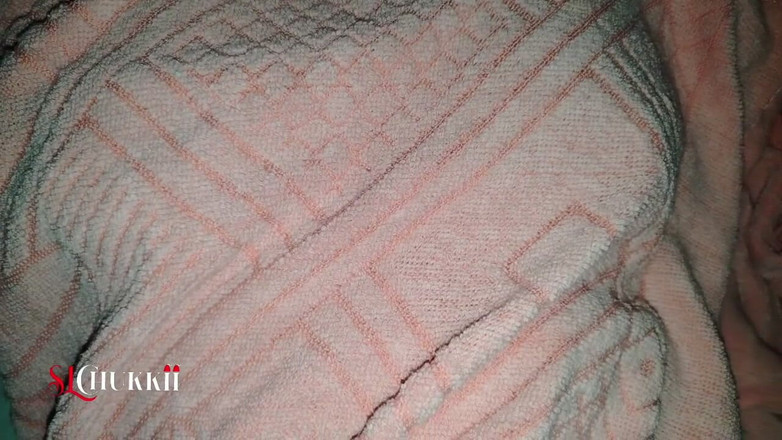 SL Chukki: Feliz - hermanastra sorpresa navidad