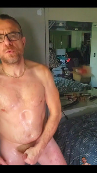 Doufám, že všichni budete mít pěkný den s vašimi ptáky visící nízko a kroutí se.