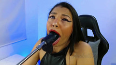 anabel693: Menelan zakar awak