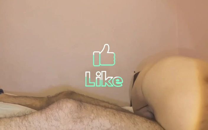 Raniasexy: Je wilt dat ik mijn penis op haar kont geef...