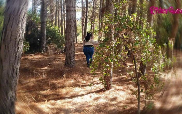 Riderqueen: Walking Forest - video per i fan con Slowmotion