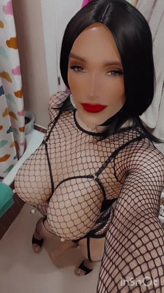 Sissy Slut Brianna: Połóż głowę na kolanach mamy i zamknij się... Zajmę się...