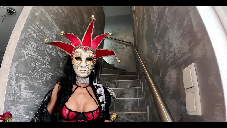 Miss Lilith devil: Jag har en bra Venedig mask, ta en titt