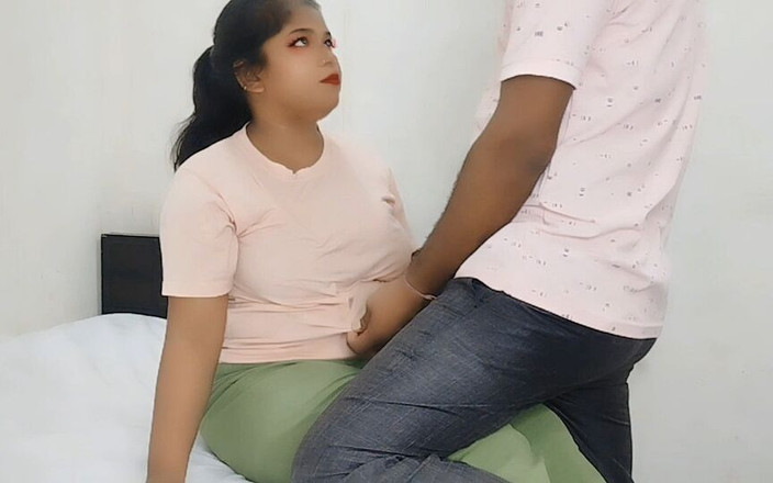 Niharika Thakur: Můj pronajímatel mě šuká za pronájem