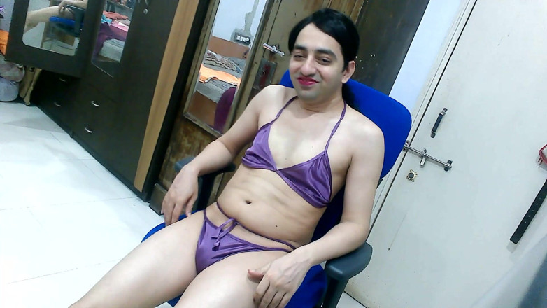 Cute & Nude Crossdresser: Hot sissy crossdresser femboy Sweet Lollipop trying out string bikini.
