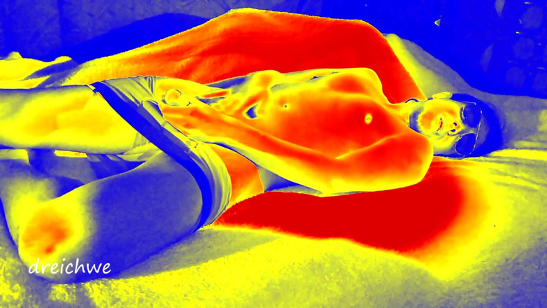 Dreichwe: Hot Sex in Tanning Machine