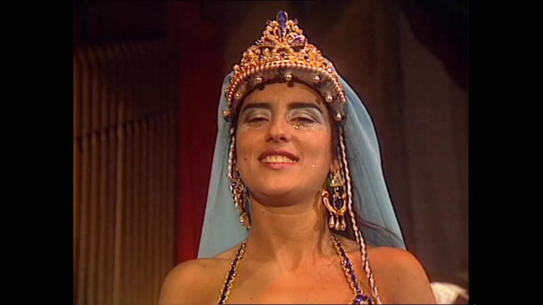 MMV films - The Original: Krásná tanečnice svedla své publikum k jejímu erotickému tanci, proč...