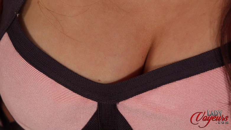 Lady Voyeurs: Cuối tuần lồng cu