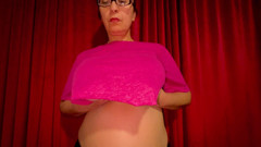 VeeVee Vixen: Шлюшка в короткой юбке