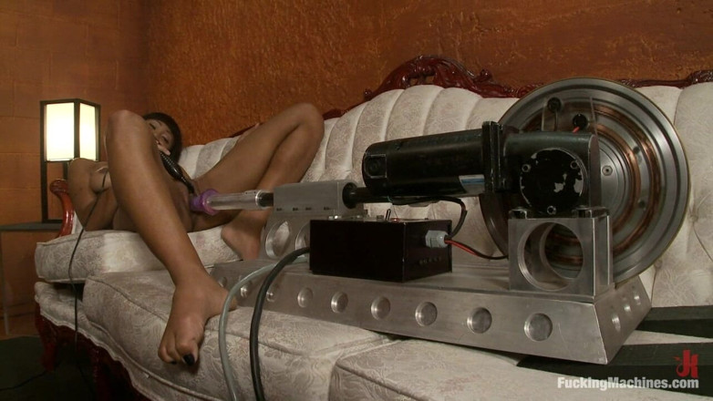 Fucking Machines by Kink: คําขอสมาชิก Evanni Solei