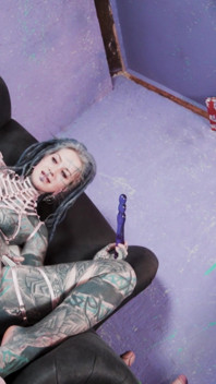 Tattoo Model Livestream with Anal Masturbation