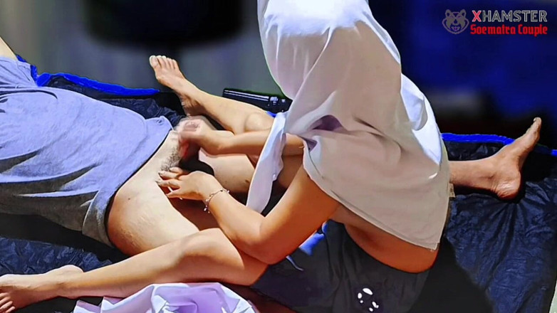Soematra Couple: เจ้าของหอพักที่พอใจเพราะเขาจ่ายสาย