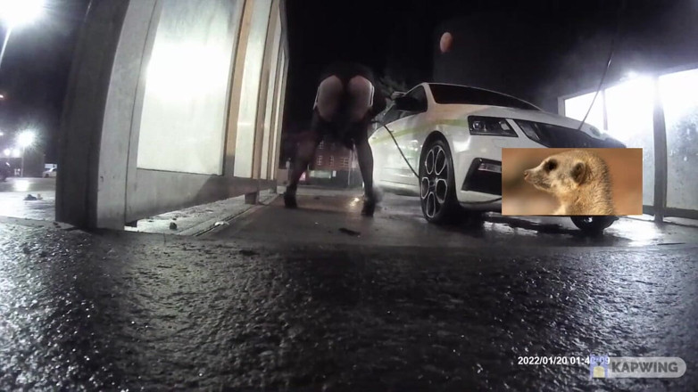 Lingeriemanx69: Lavado de autos en medias 1