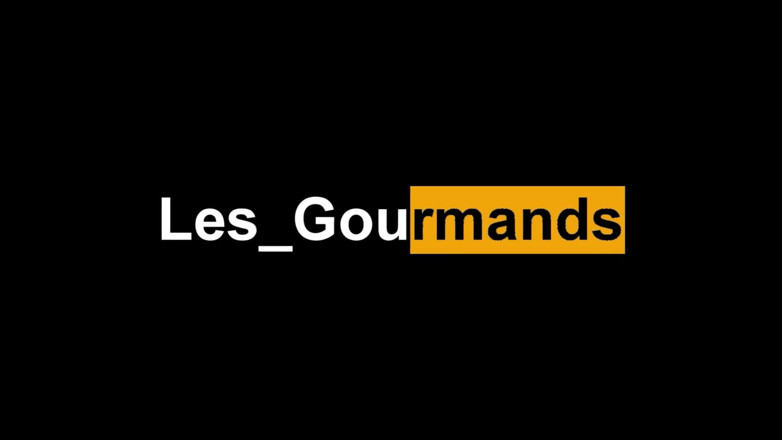 Les Gourmands: 4K - MILF z czerwoną szminką daje pyszne obciąganie i bierze...