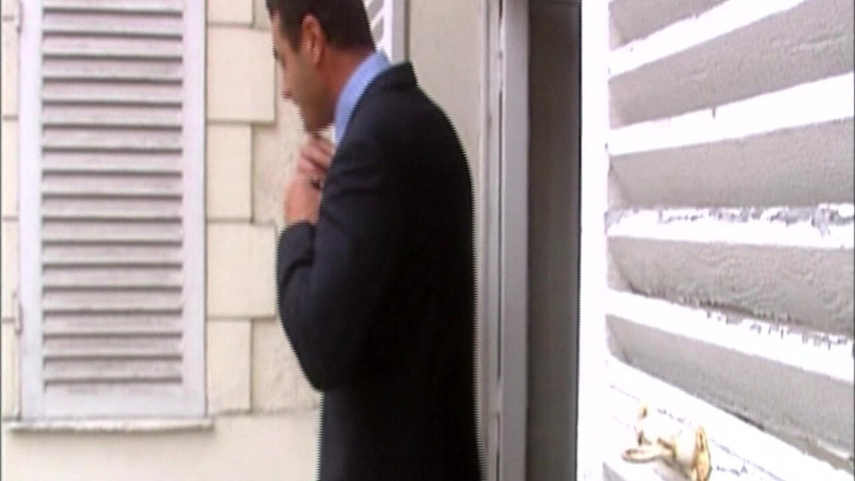 Erotic Club: Blondin sprider sig brett för lesbisk fingersättning och djupt bultande