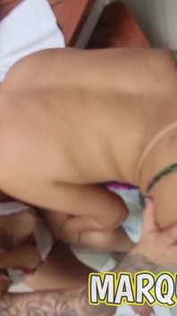 Parti creampie yang meleleh di Motel