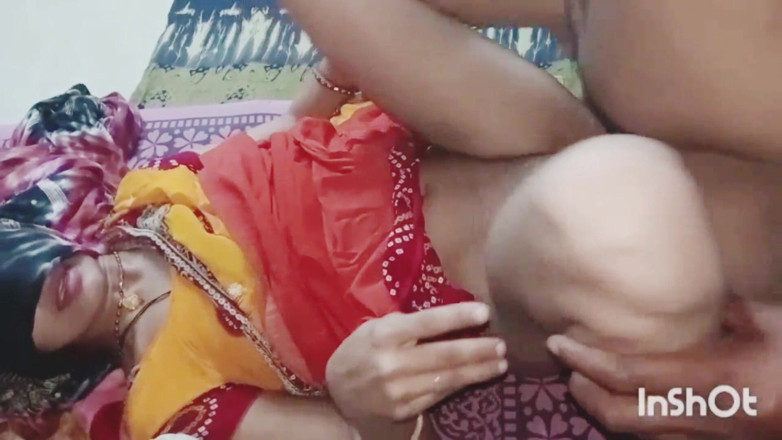 Village studio: Indisches heißes mädchen wurde von ihrem ehemann gefickt, hindi sexvideo