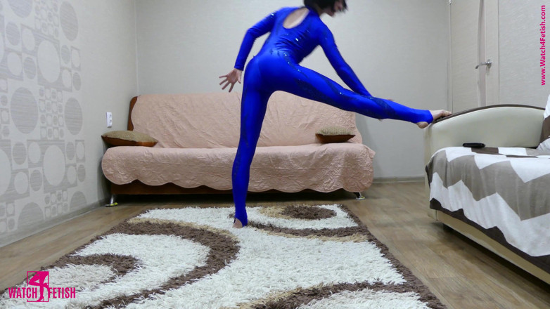 Gymnastic: 青の柔軟な夢