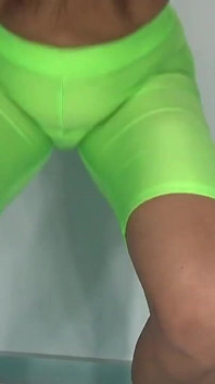 裸の朝体操
