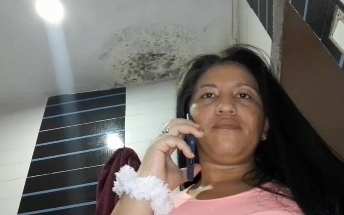 Sexysweet0455: Jag var så kåt att jag ville duscha och hamnade...