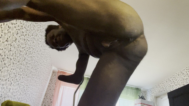 Ebony Amputee: 딜도 거꾸로