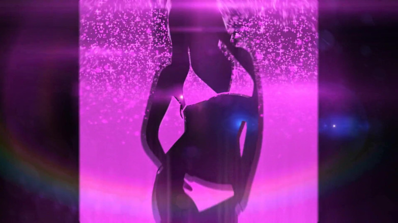 Babes: Babes - dampfende Liona ist ausgezogen und gefickt auf dem Sofa...
