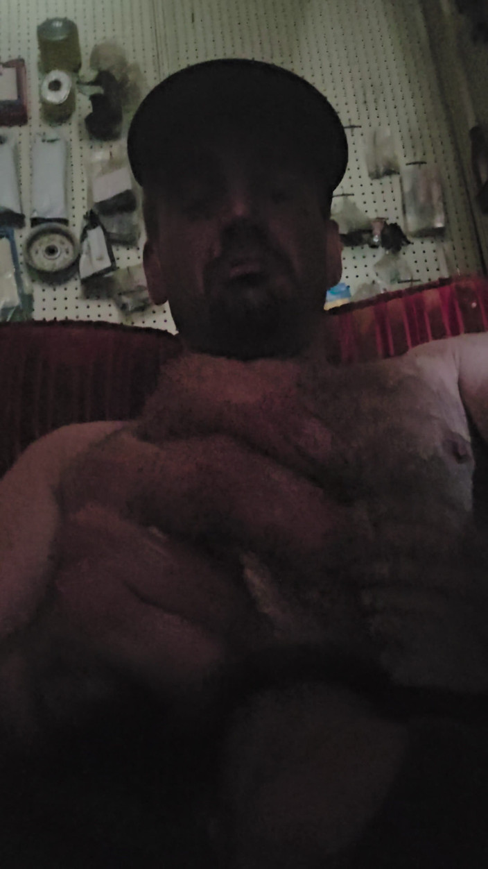 Big dick davis: Tool Shed Activity