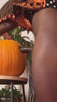 Vanniall Fucks Pumpkin for Haloween