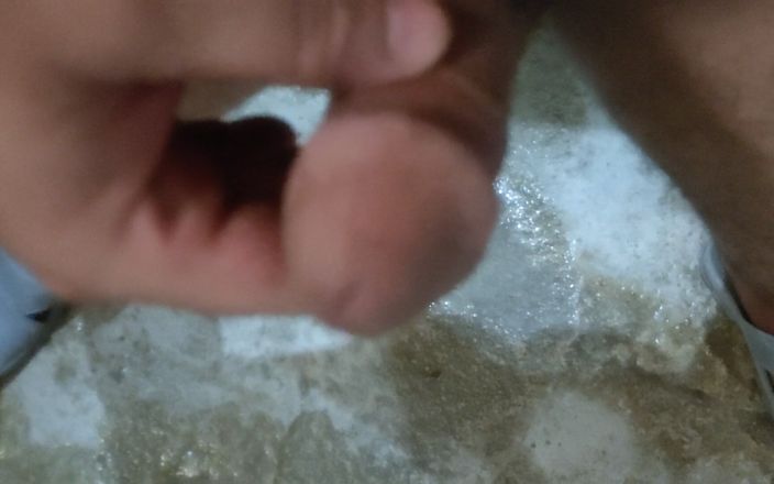 wwm: Halo semua, video saya telah difilmkan. Kau bisa menontonnya.