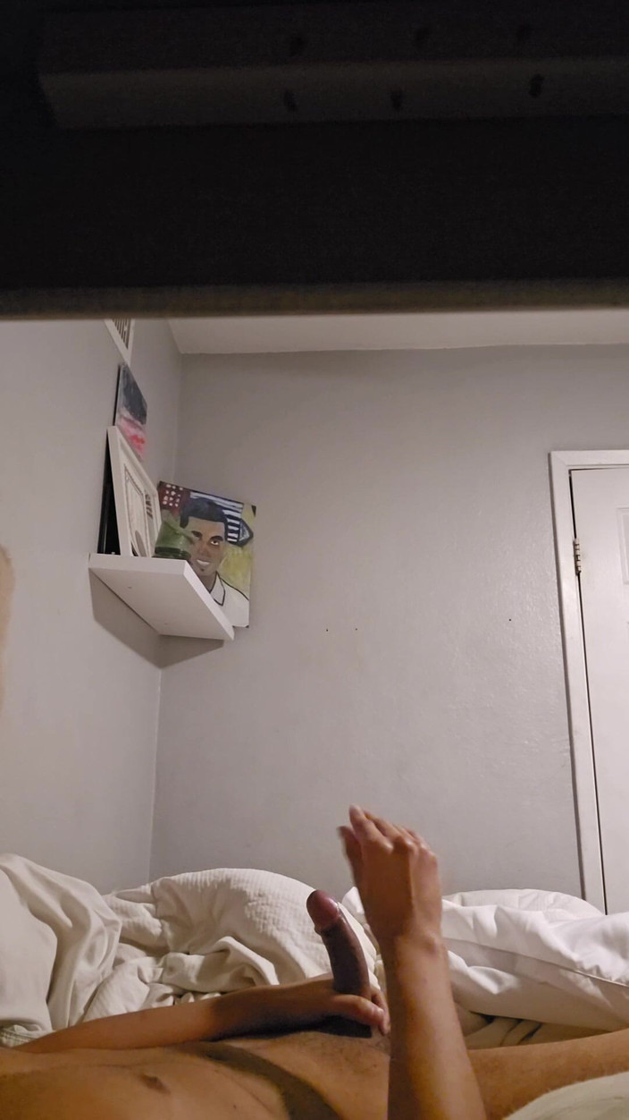 Bry max: Držím se ve svém spermatu na tréninku, ale pak později...