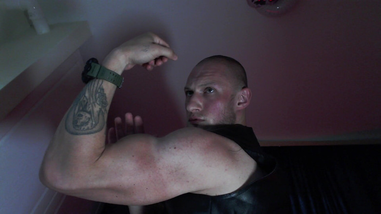 Hunky time: Muscle Worship - Biceps