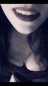 A Little Bit of Stepmommy Roleplay While Sexting