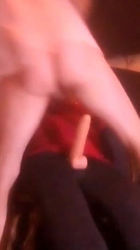 Travestito ragazzo bel culo dildo bambola travestito scopata