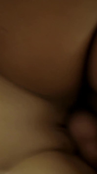 Seksi orta yaşlı seksi kadınlar ve ateşli gençler ile romantik seks koleksiyonu erkek arkadaşları tarafından sikiliyor