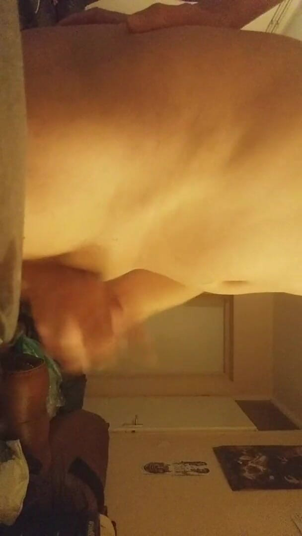 Dutch Masturbator: Primo piano di una sega e sborrate